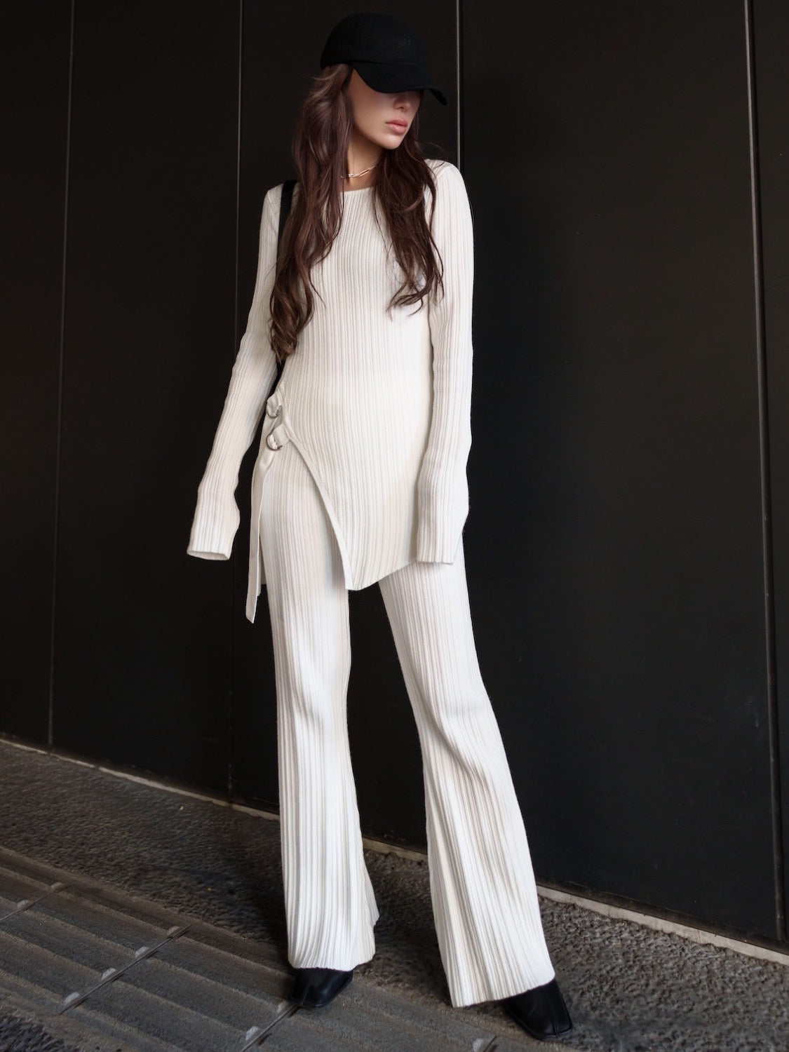 MODEL:159cm<br>COLOR:ホワイト