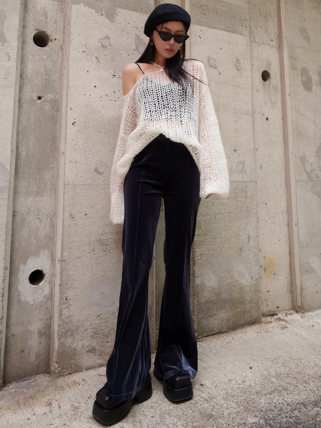 Relax フレア ベロアパンツ