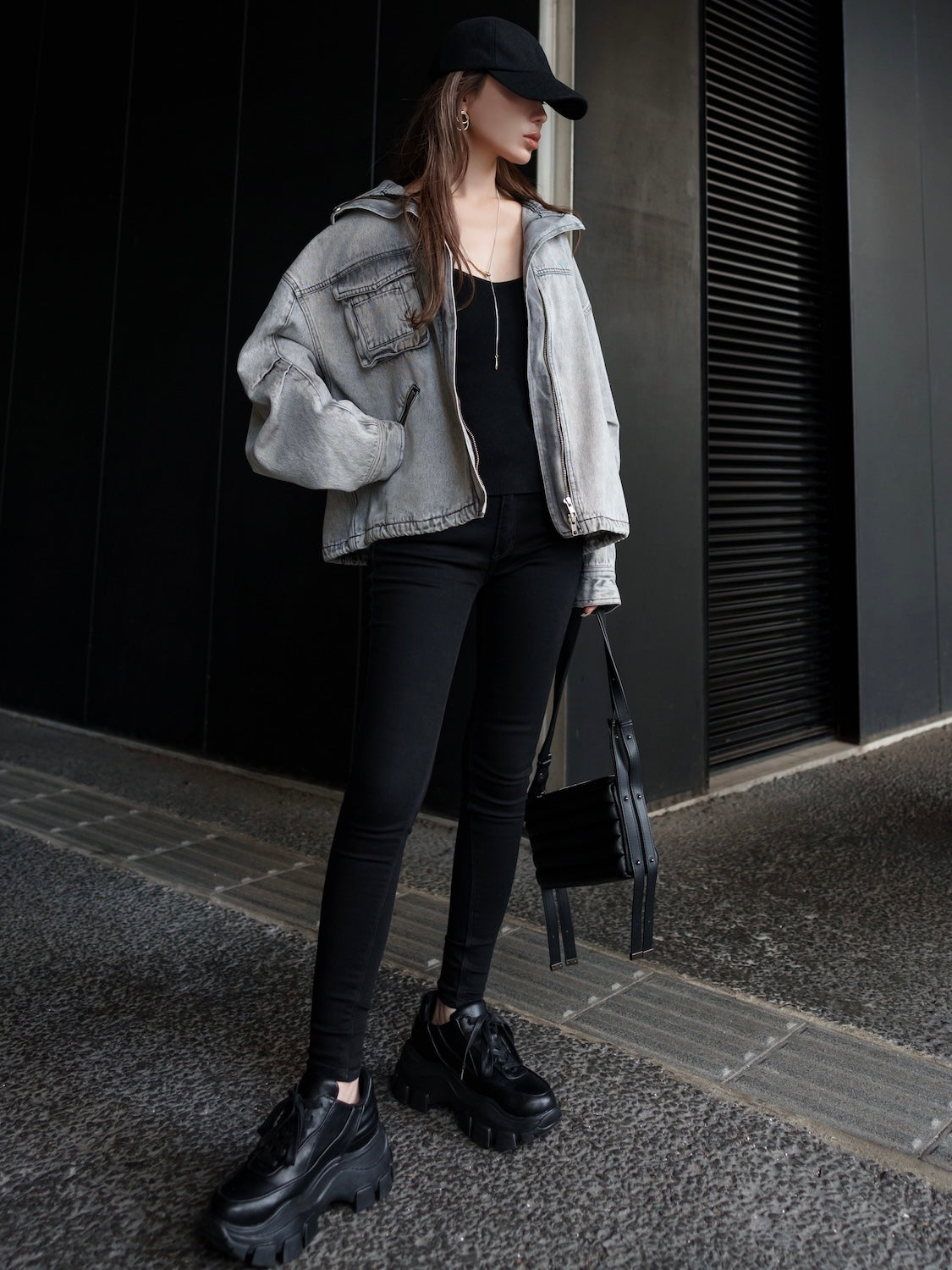 Quilted leather shoulder bag