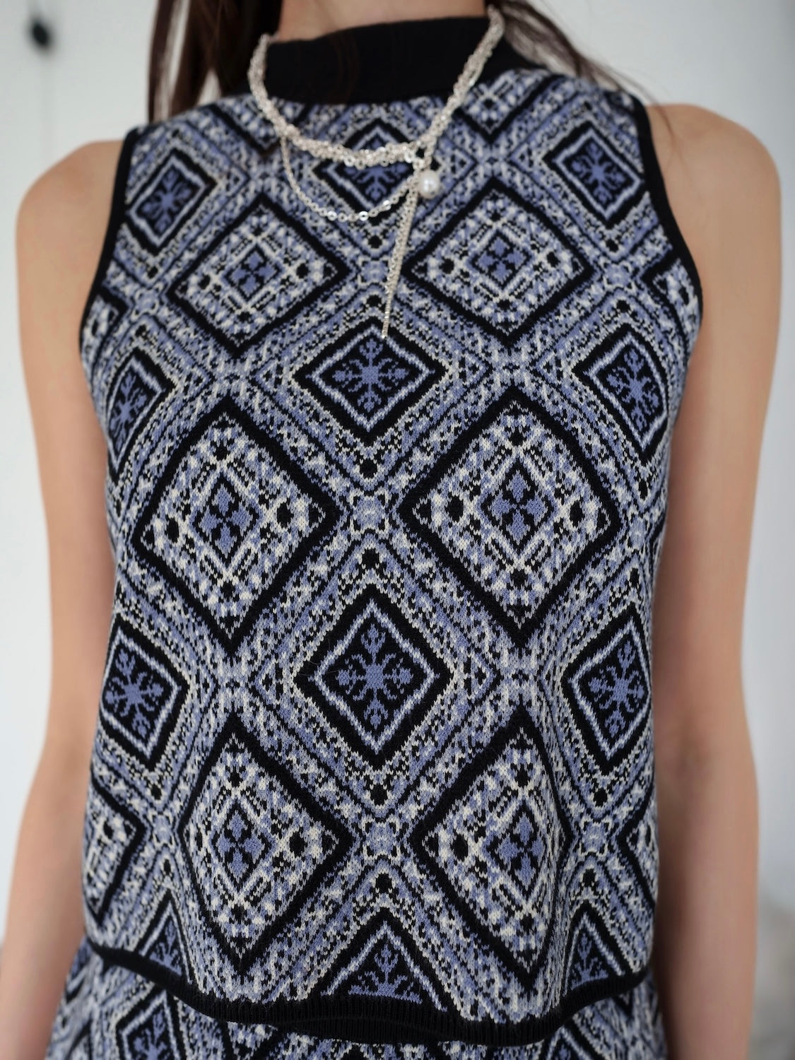 Tile jacquard knit set up