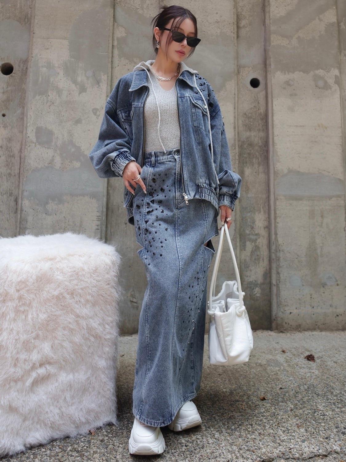 MODEL:159cm