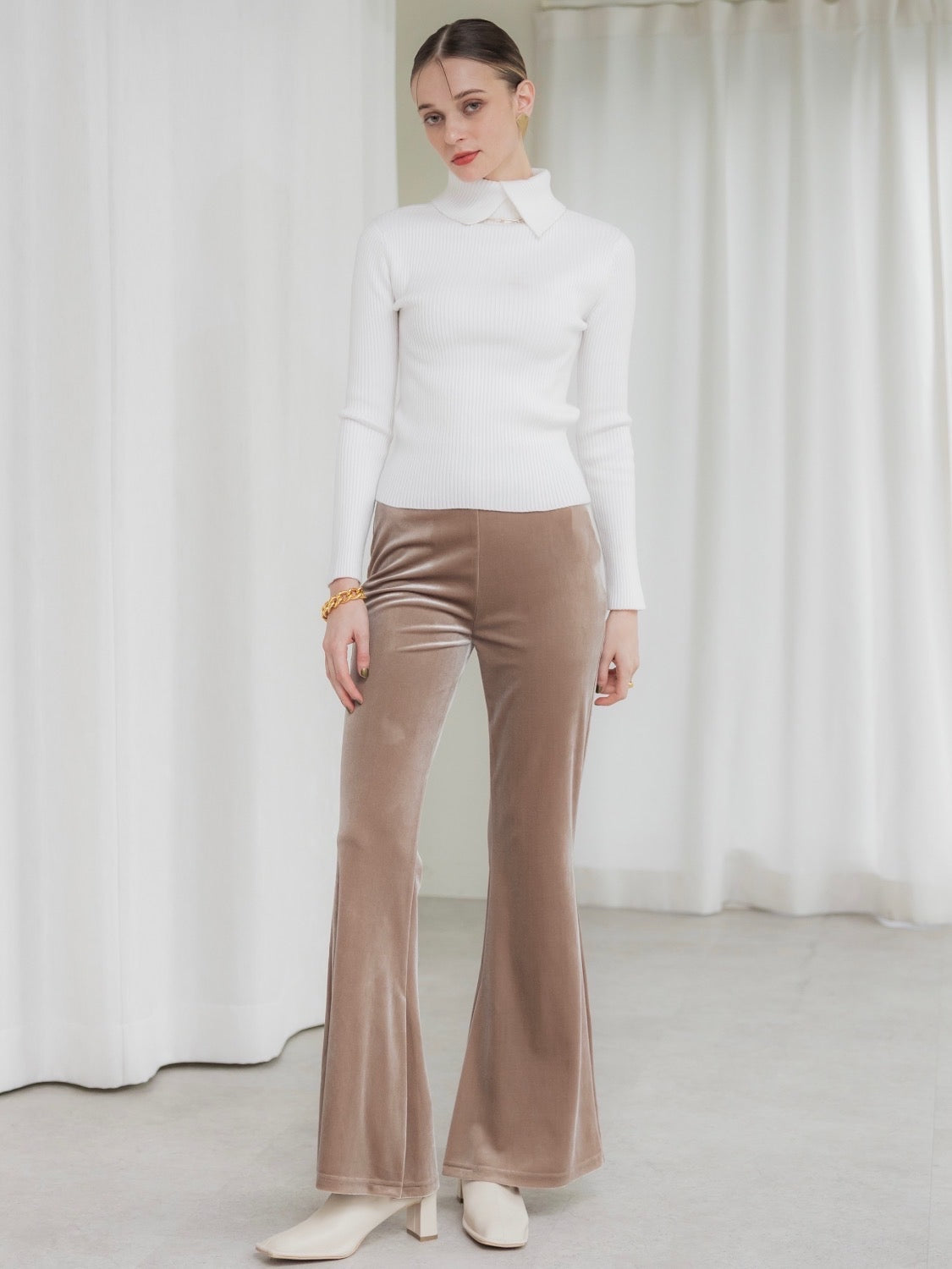 Slit Turtle Knit Top
