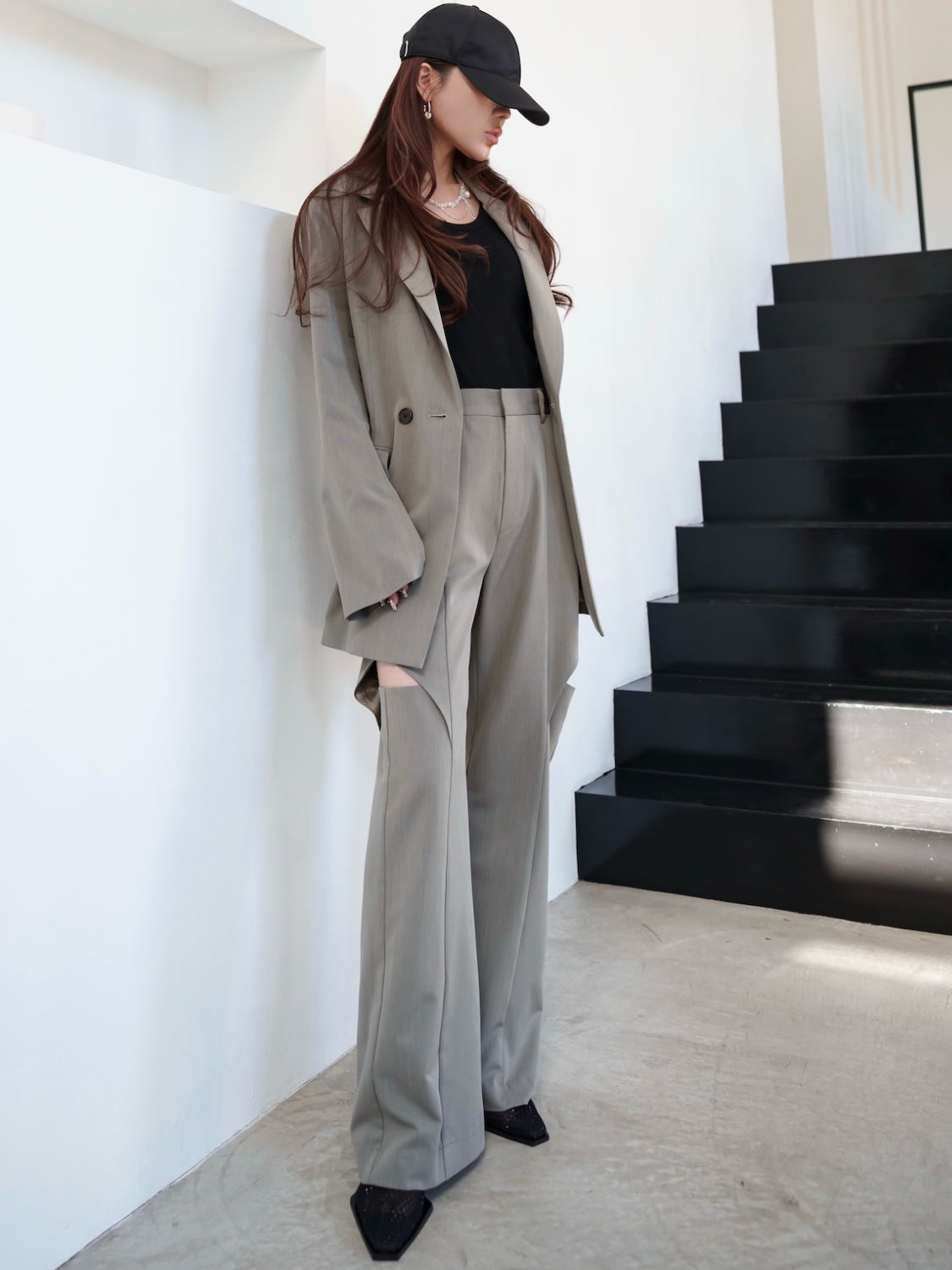 MODEL:159cm<br>COLOR:グレージュ