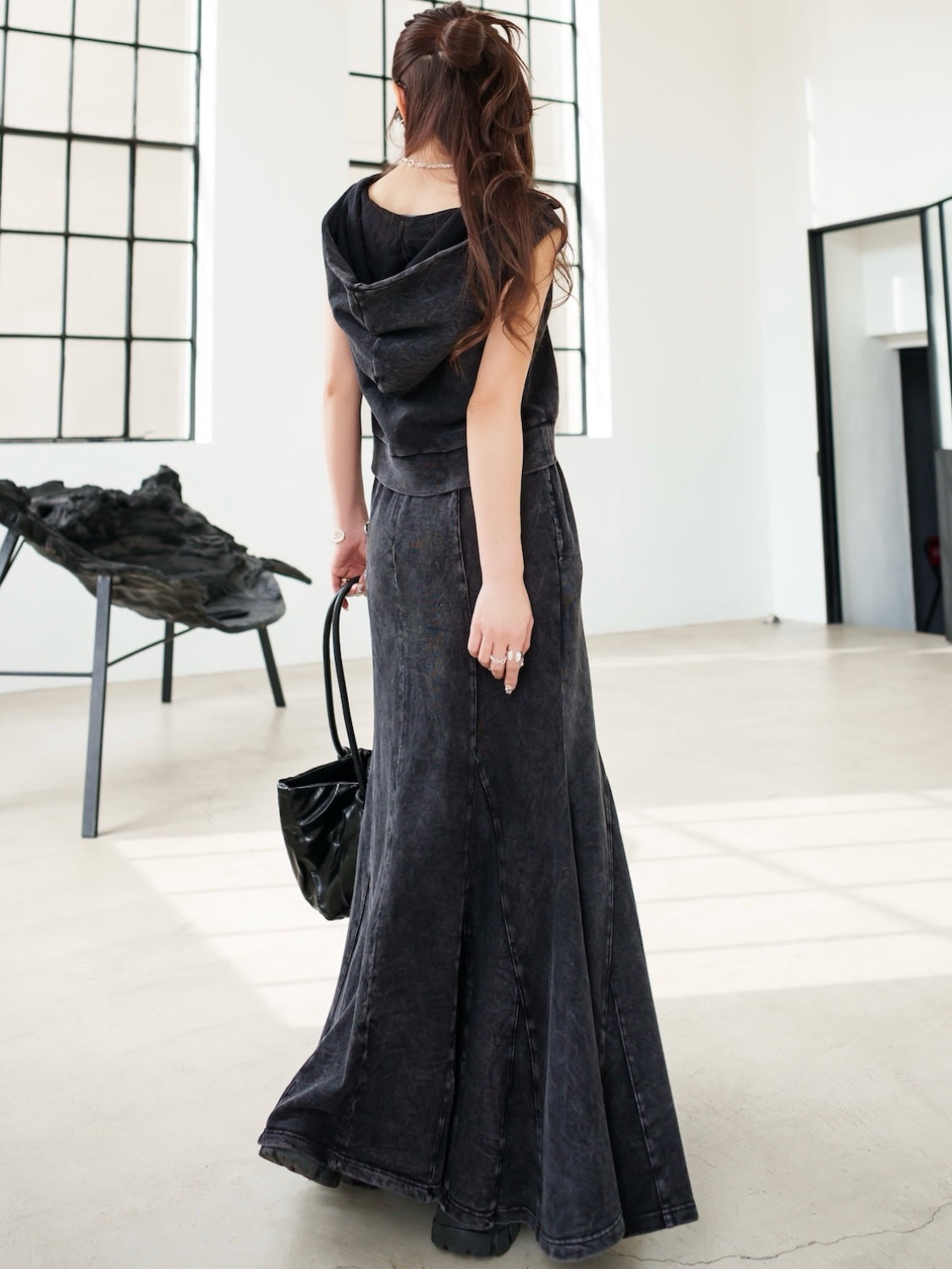 Knot crinkled leather tote