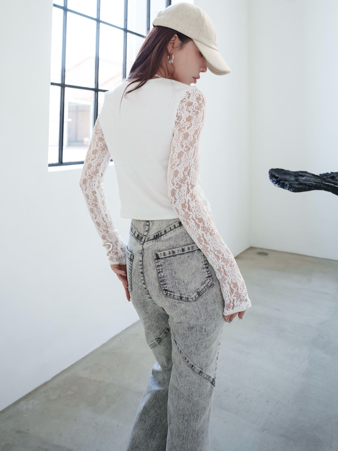 Switch Lace Stretch Long Sleeve