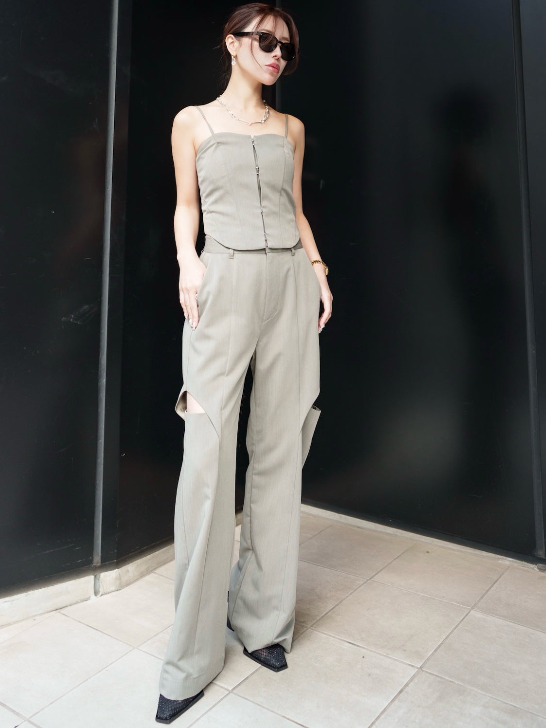 Side Hole Straight Slacks
