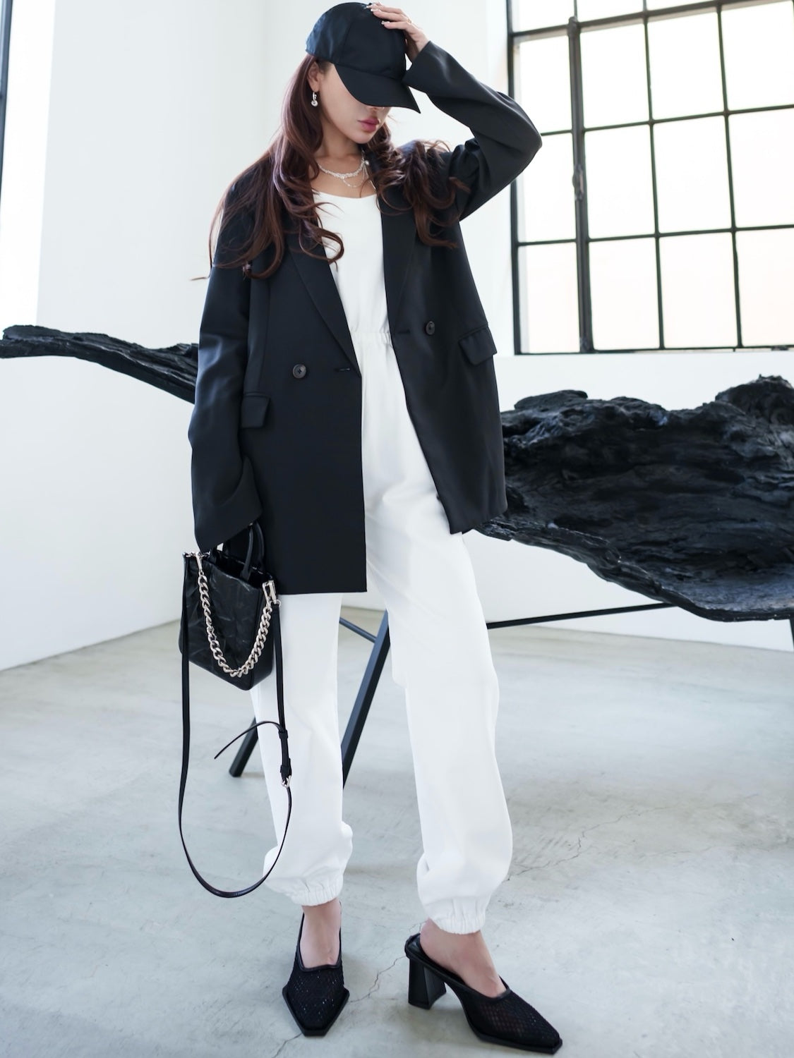 Crinkled leather Chain mini bag