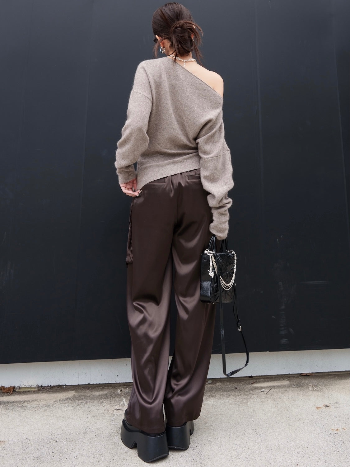 アシンメトリー ラクーン KNIT トップス