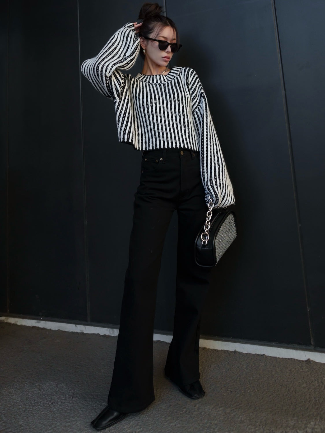 MODEL:159cm<br>COLOR:ブラック×ホワイト