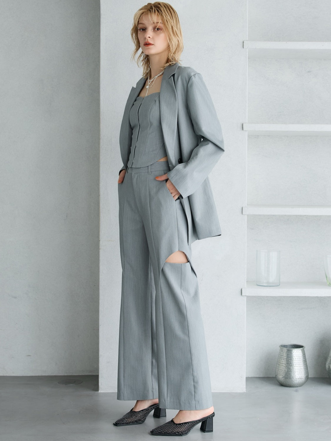 MODEL:159cm<br>着用サイズ:1<br>COLOR:グレー