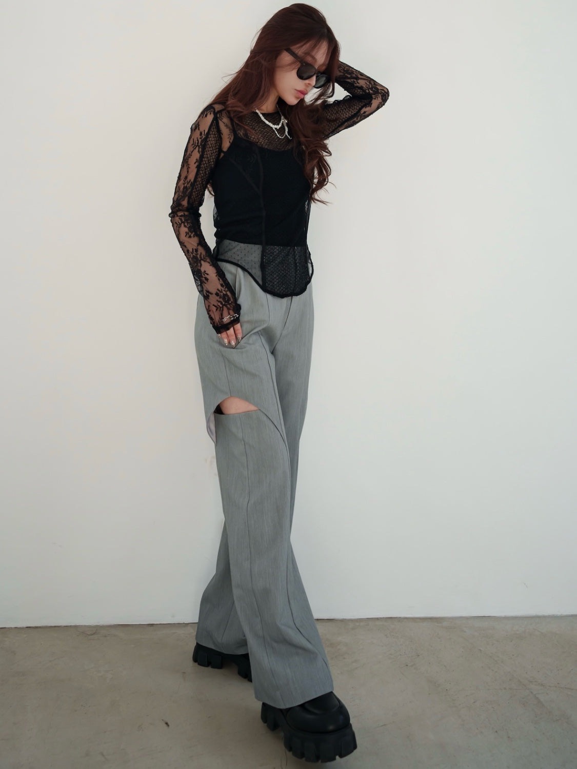 Side Hole Straight Slacks