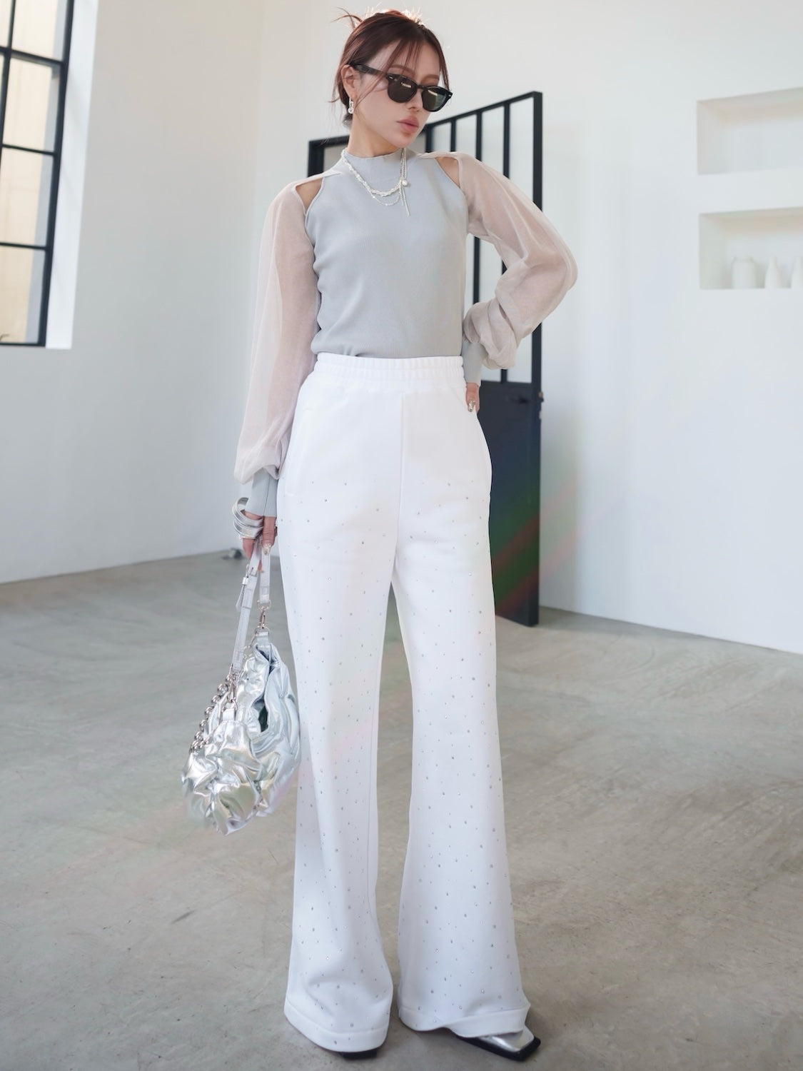 Sheer sleeve docking knit top