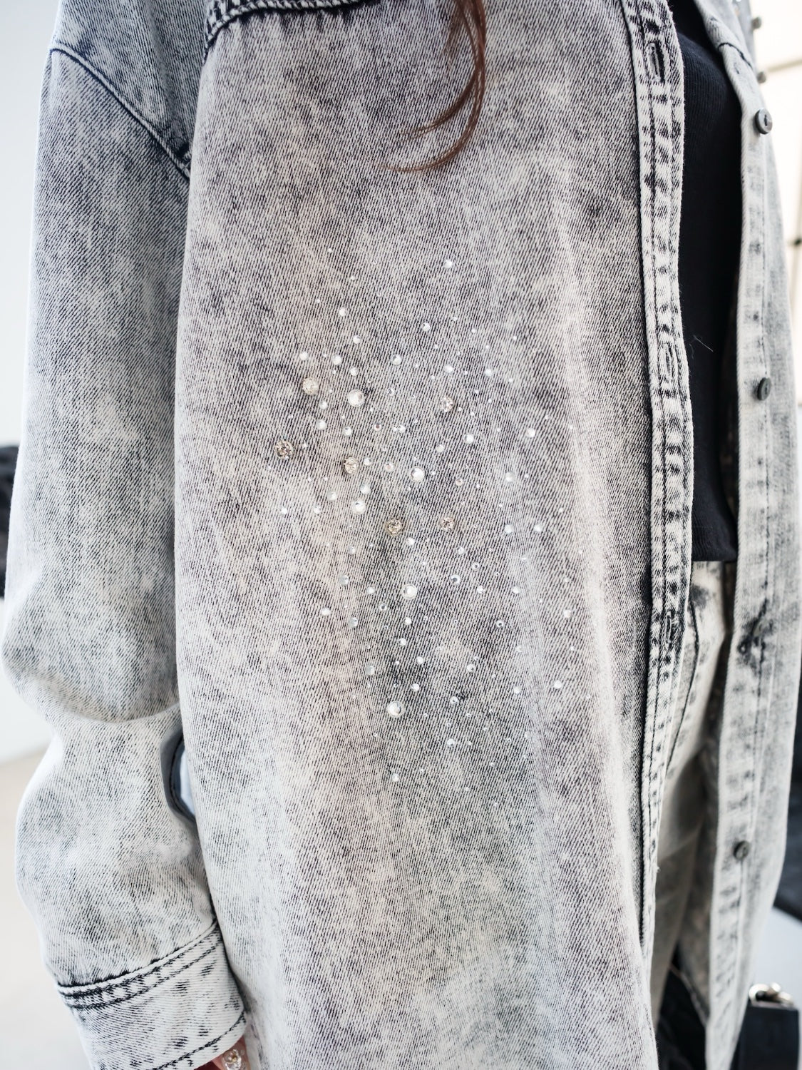 Gradient tone DENIM shirt