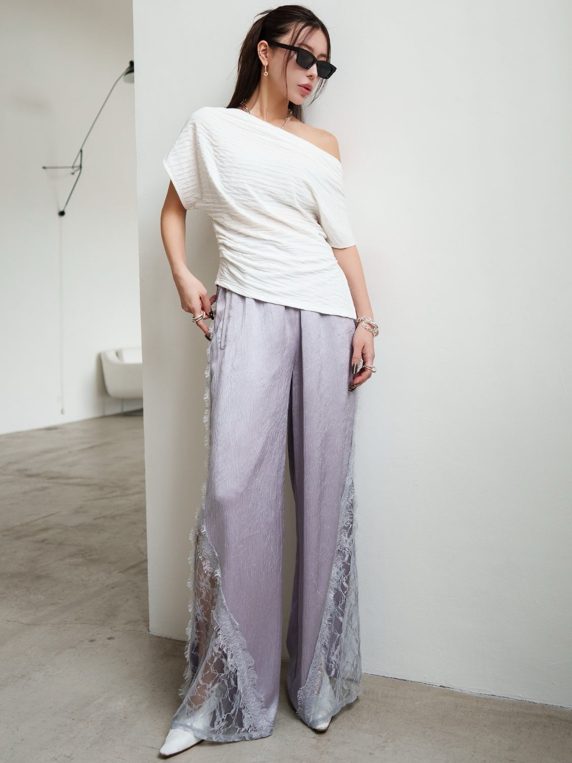 Switch レース サテン ワイドパンツ