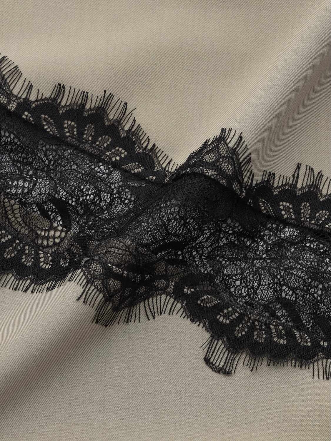 Lace Switch Wide Slacks