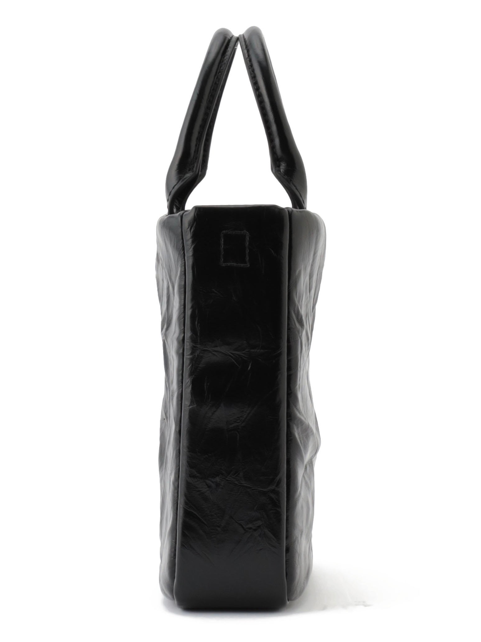 Crinkled leather Chain mini bag
