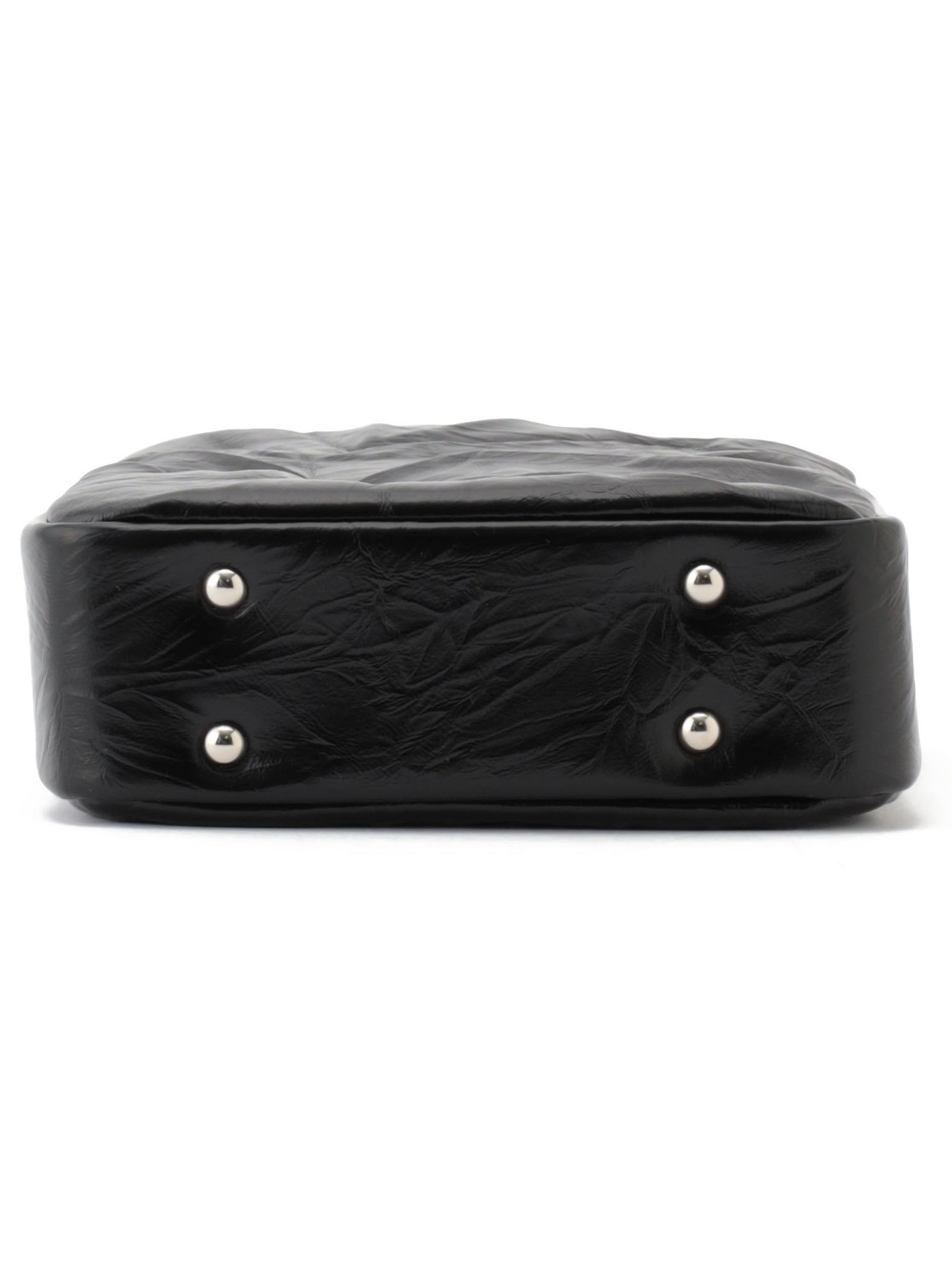 Crinkled leather Chain mini bag