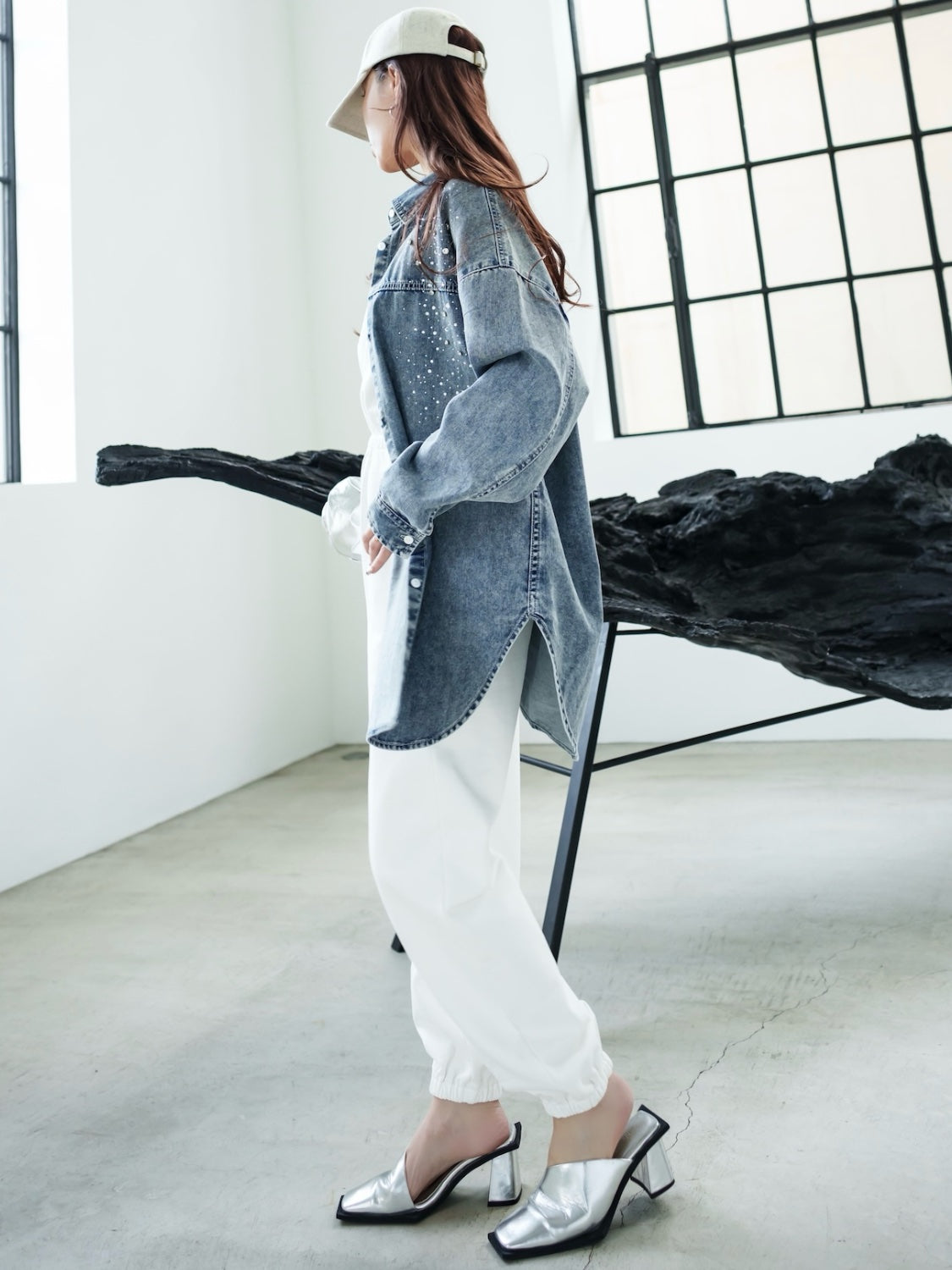 Gradient tone DENIM shirt