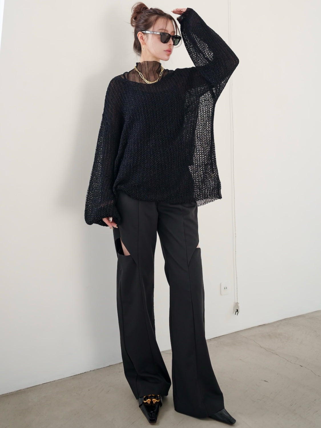 Side Hole Straight Slacks