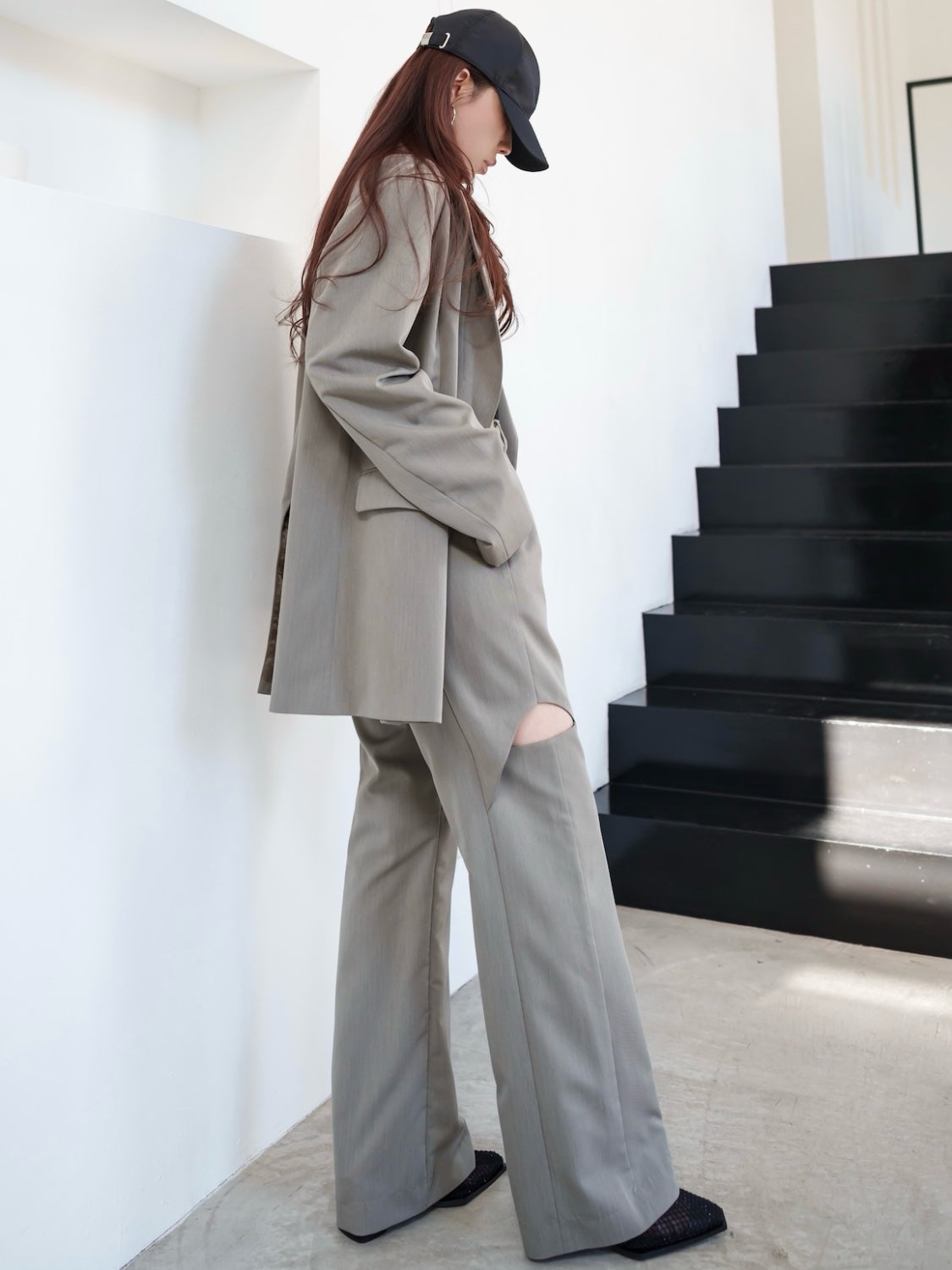 MODEL:159cm<br>COLOR:グレージュ