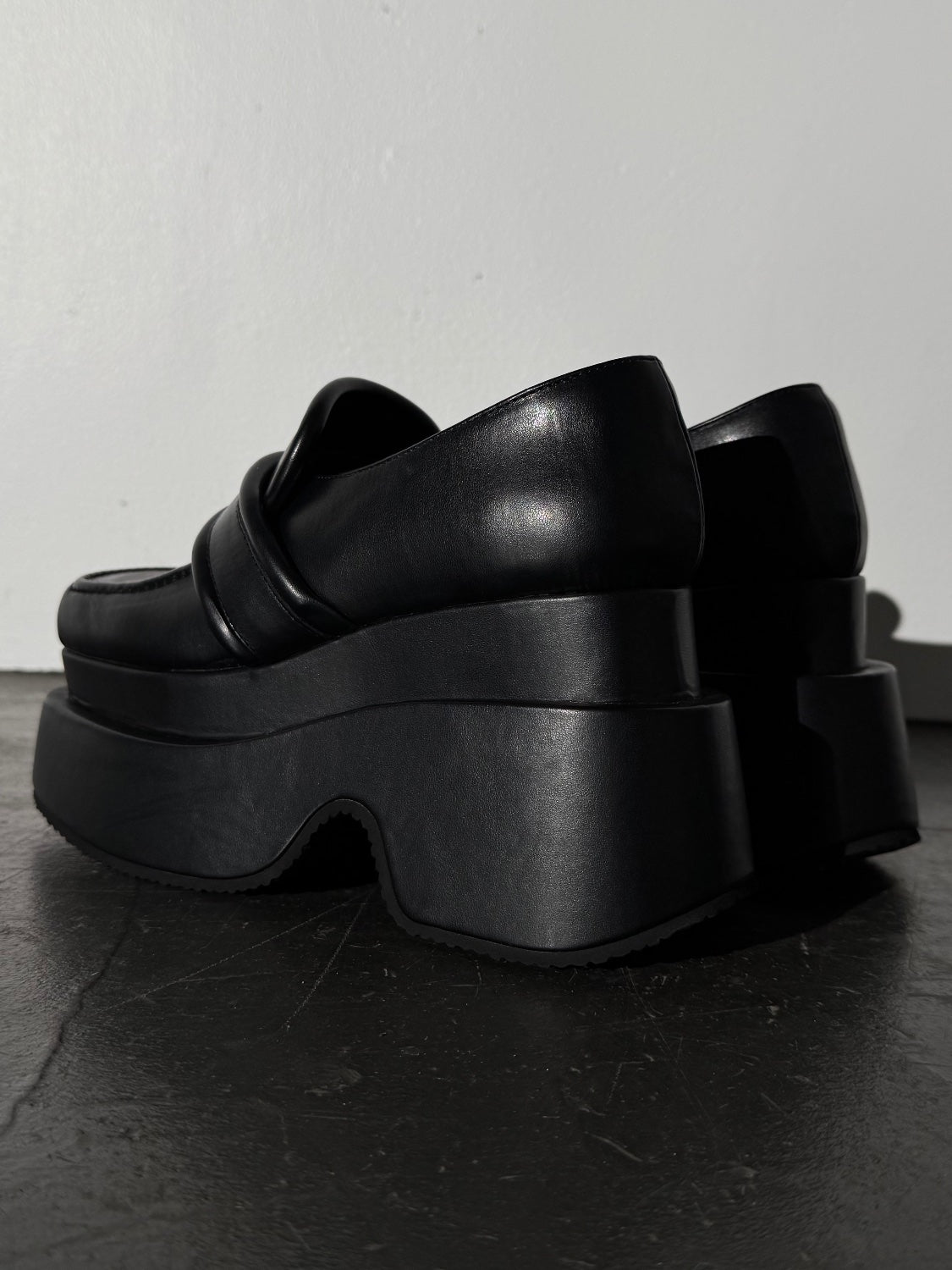 Volume ソール Loafer