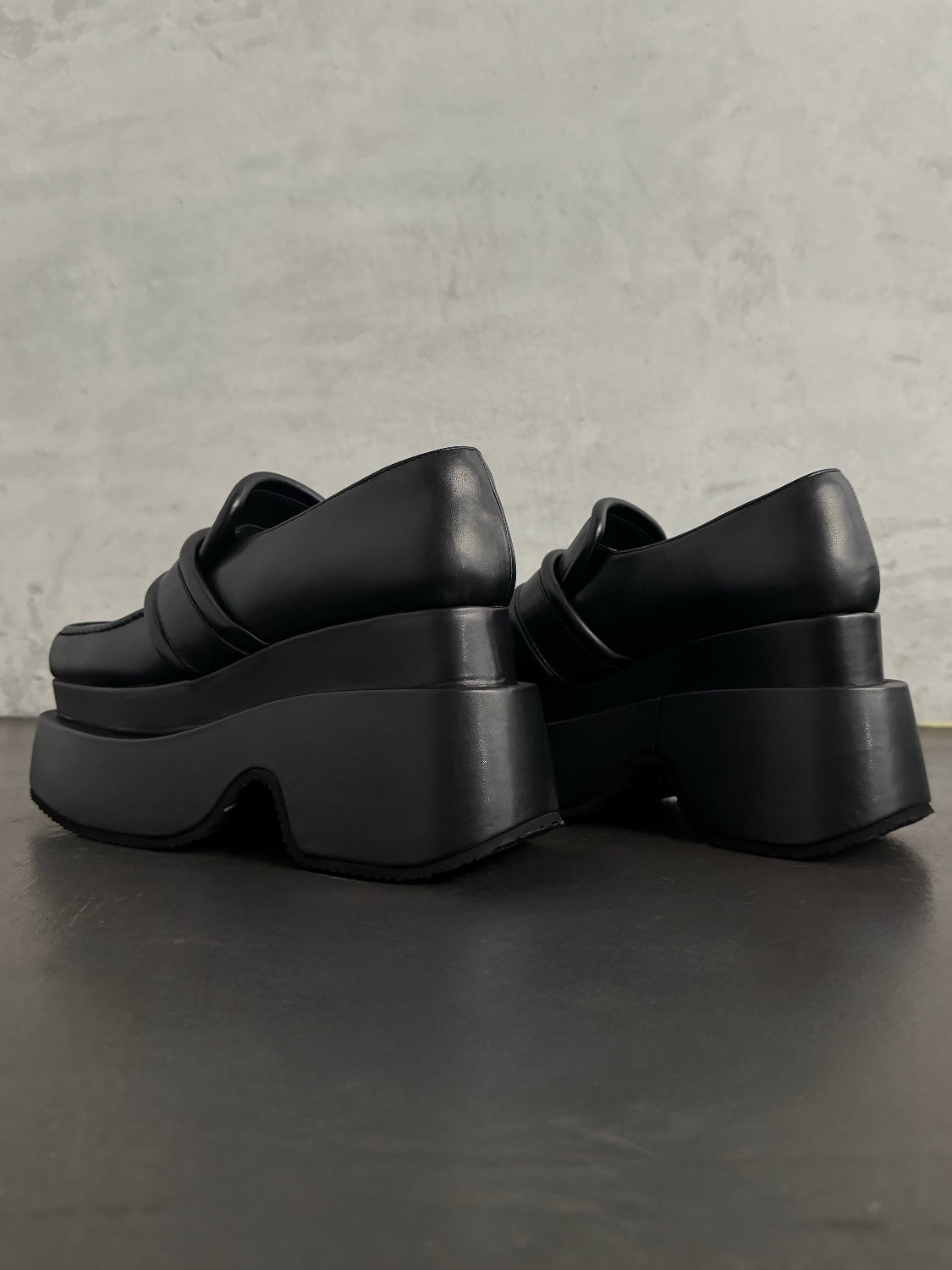 Volume ソール Loafer