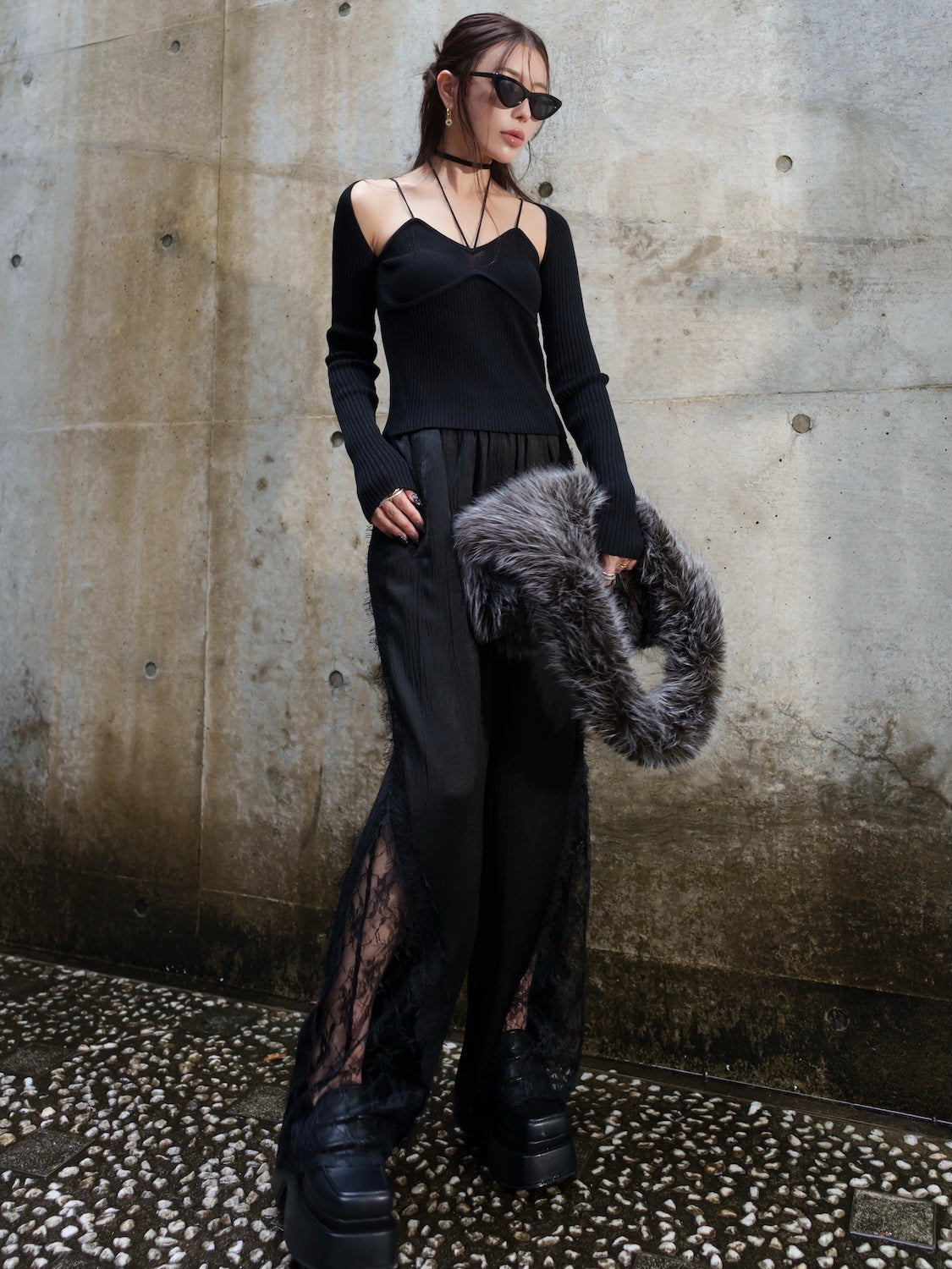 MODEL:159cm