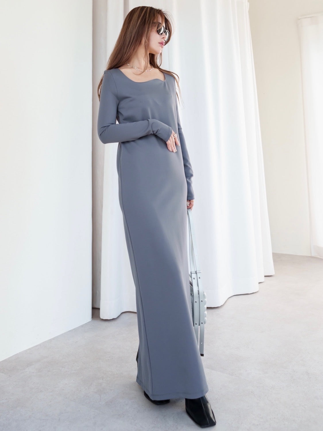 MODEL:159cm<br>COLOR:グレー