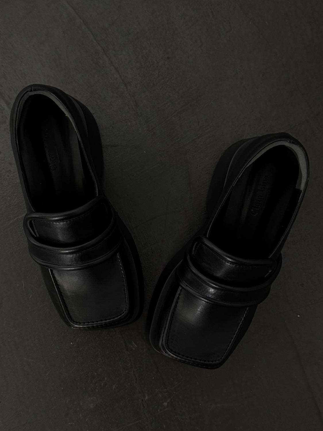 Volume ソール Loafer