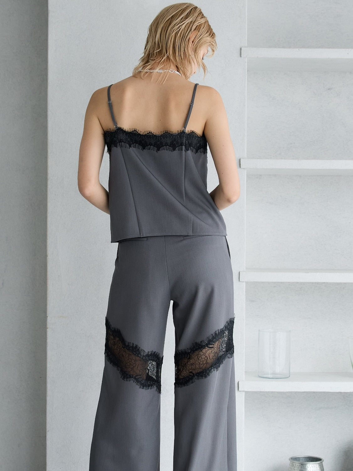 レース アクセント Vネック キャミソール