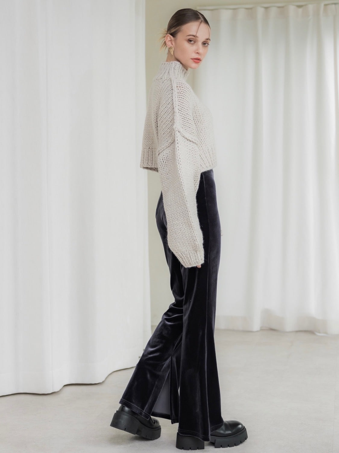 MODEL:171cm<br>COLOR:ライトグレー