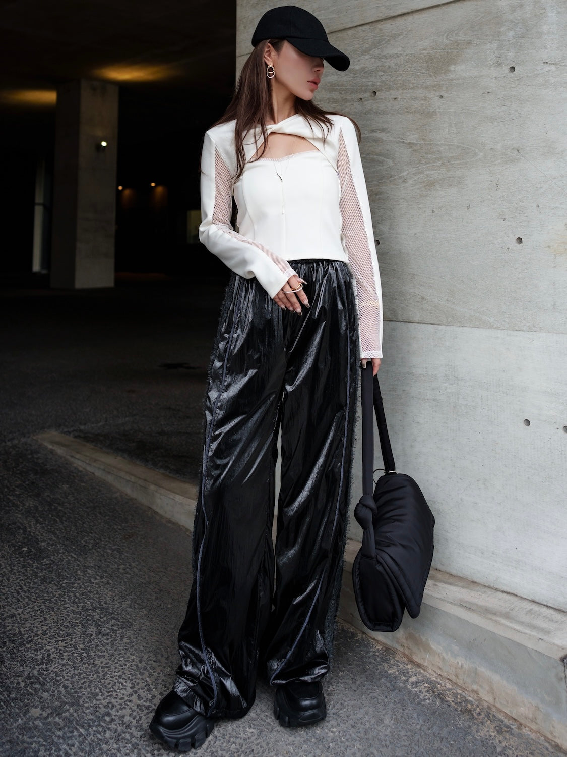 MODEL:159cm<br>COLOR:ブラック