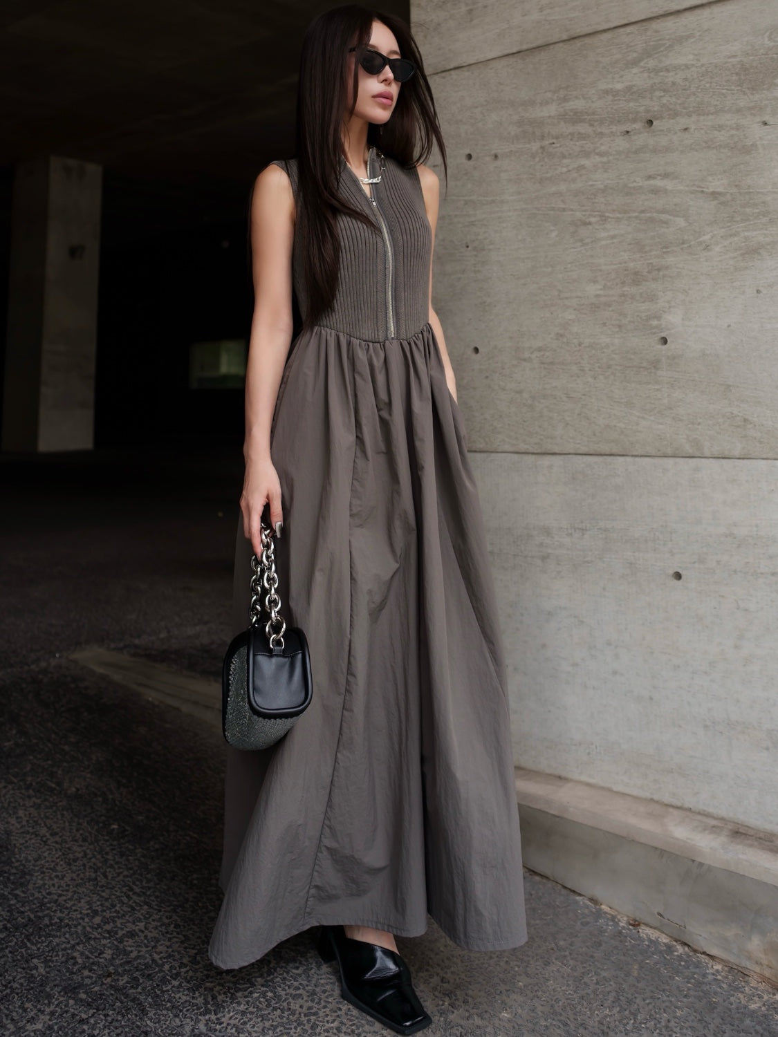 MODEL:159cm<br>COLOR:グレー