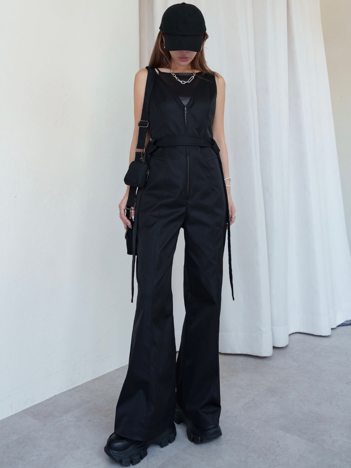 MODEL:159cm<br>COLOR:ブラック