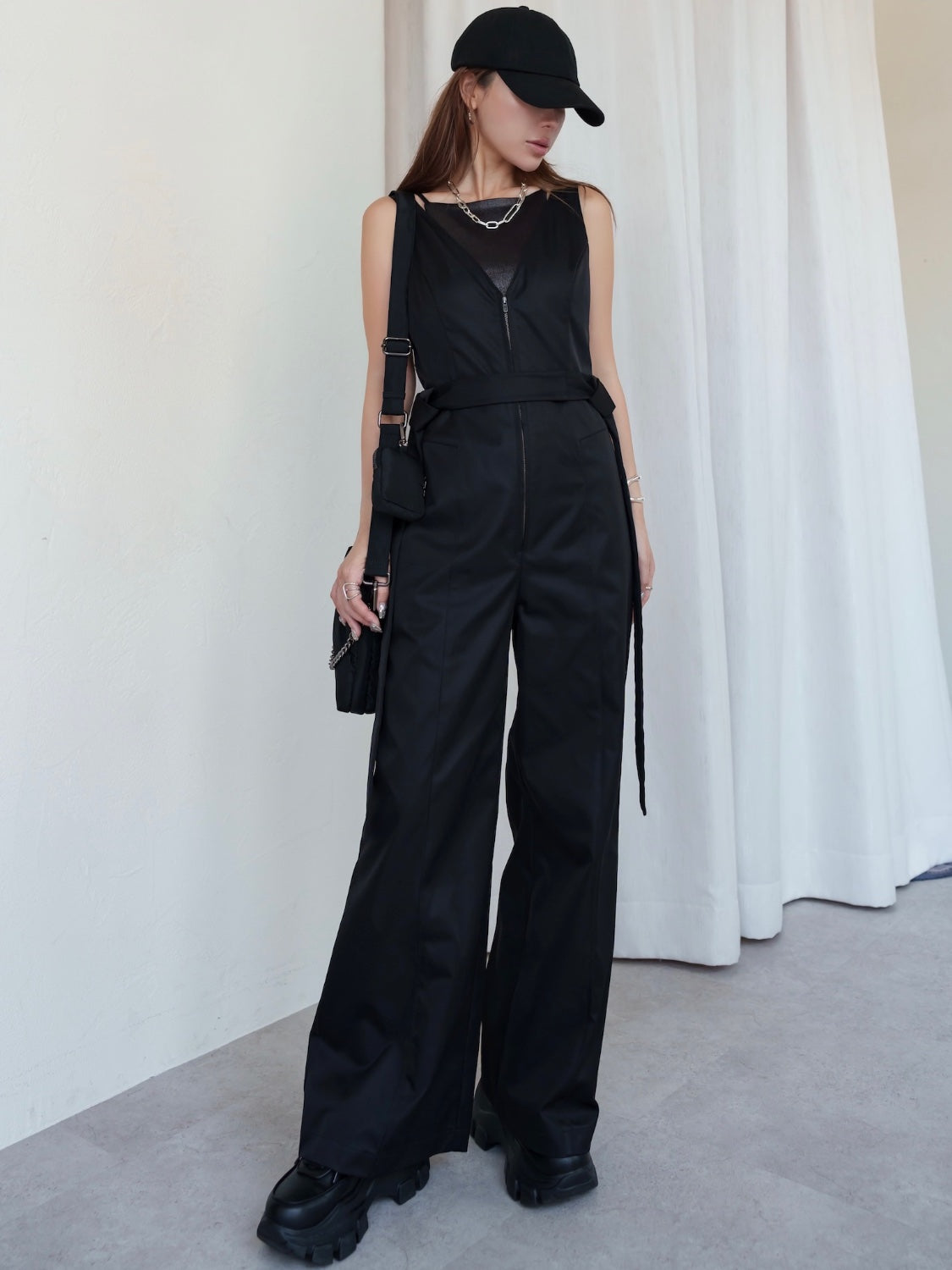 Point ストラップ サロペット