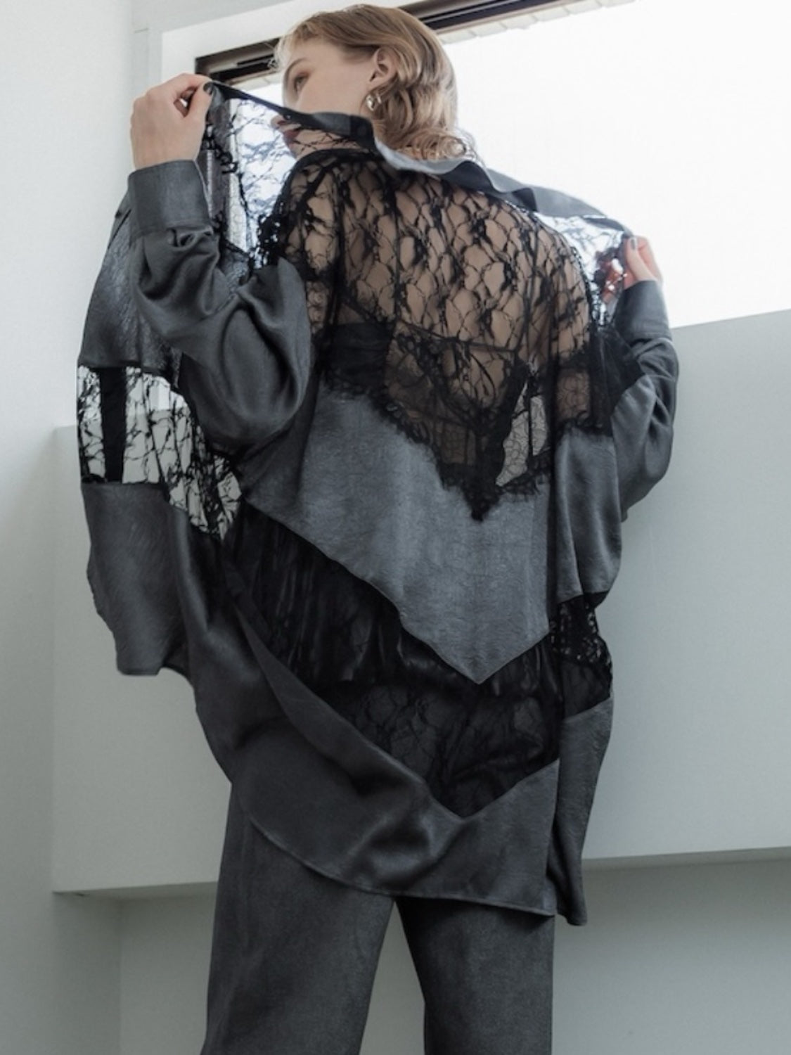 MODEL:175cm<br>COLOR:グレー