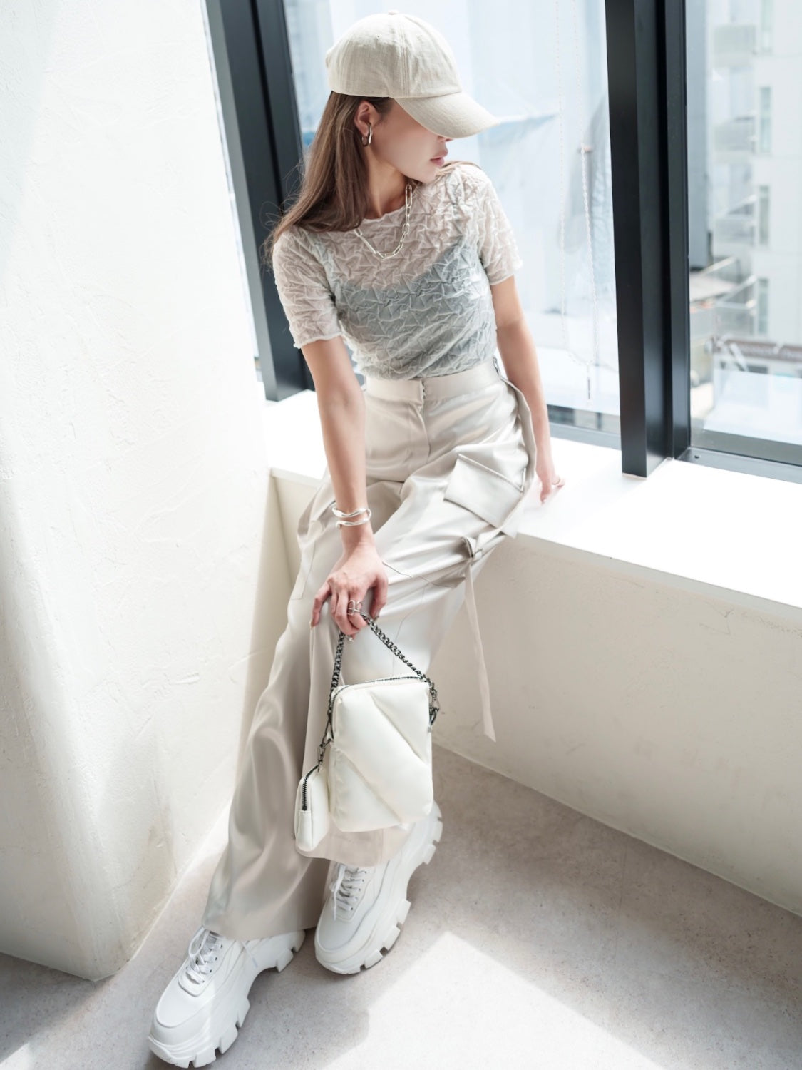 MODEL:159cm<br>COLOR:ホワイト