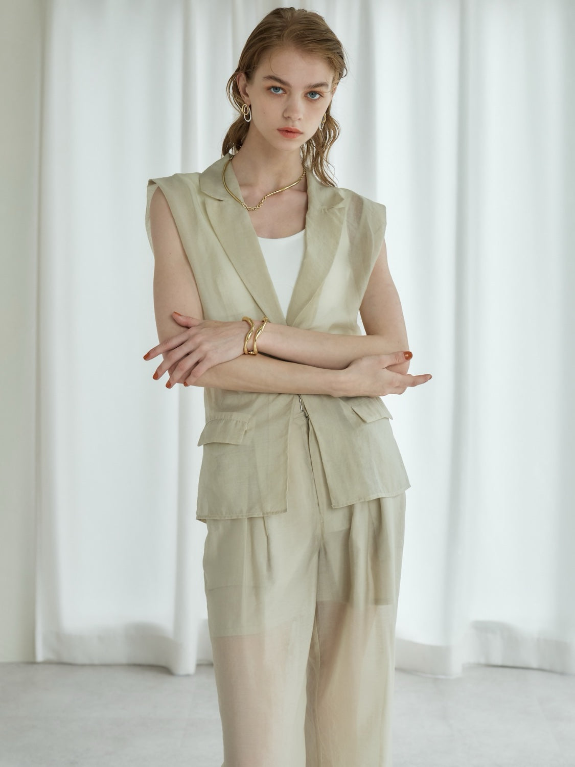 Sheer tuck shoulder vest