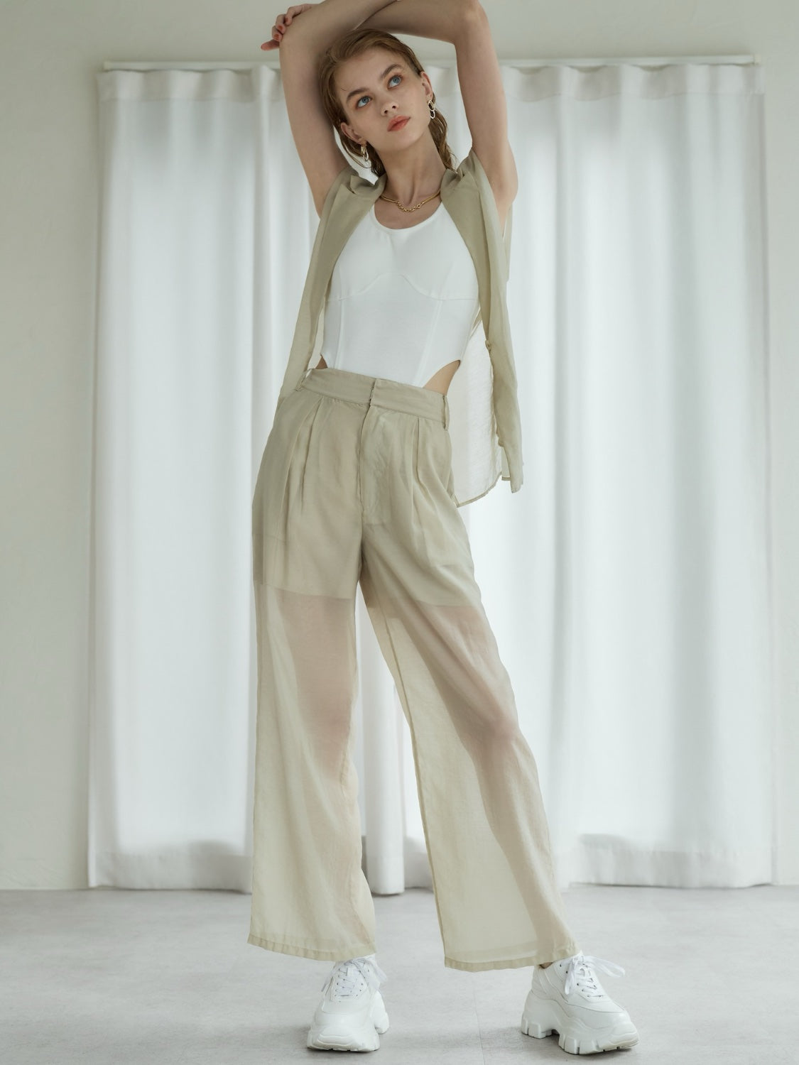 Sheer tuck wide pants
