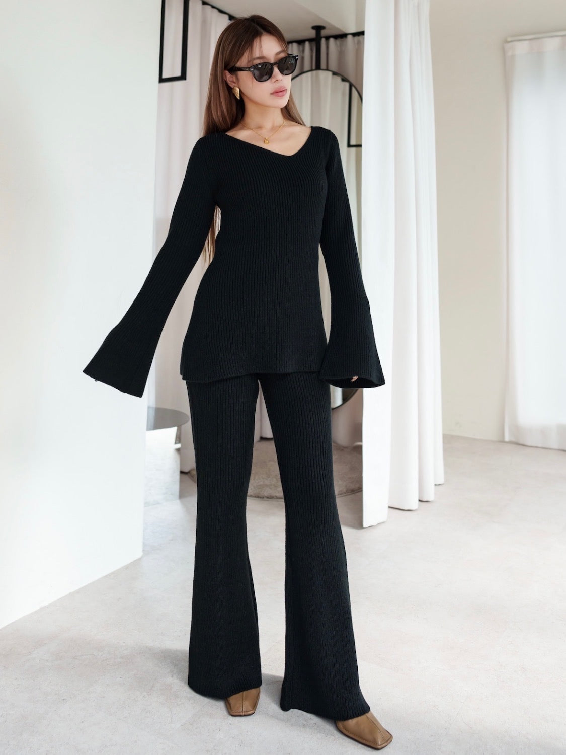 MODEL:159cm<br>COLOR:ブラック