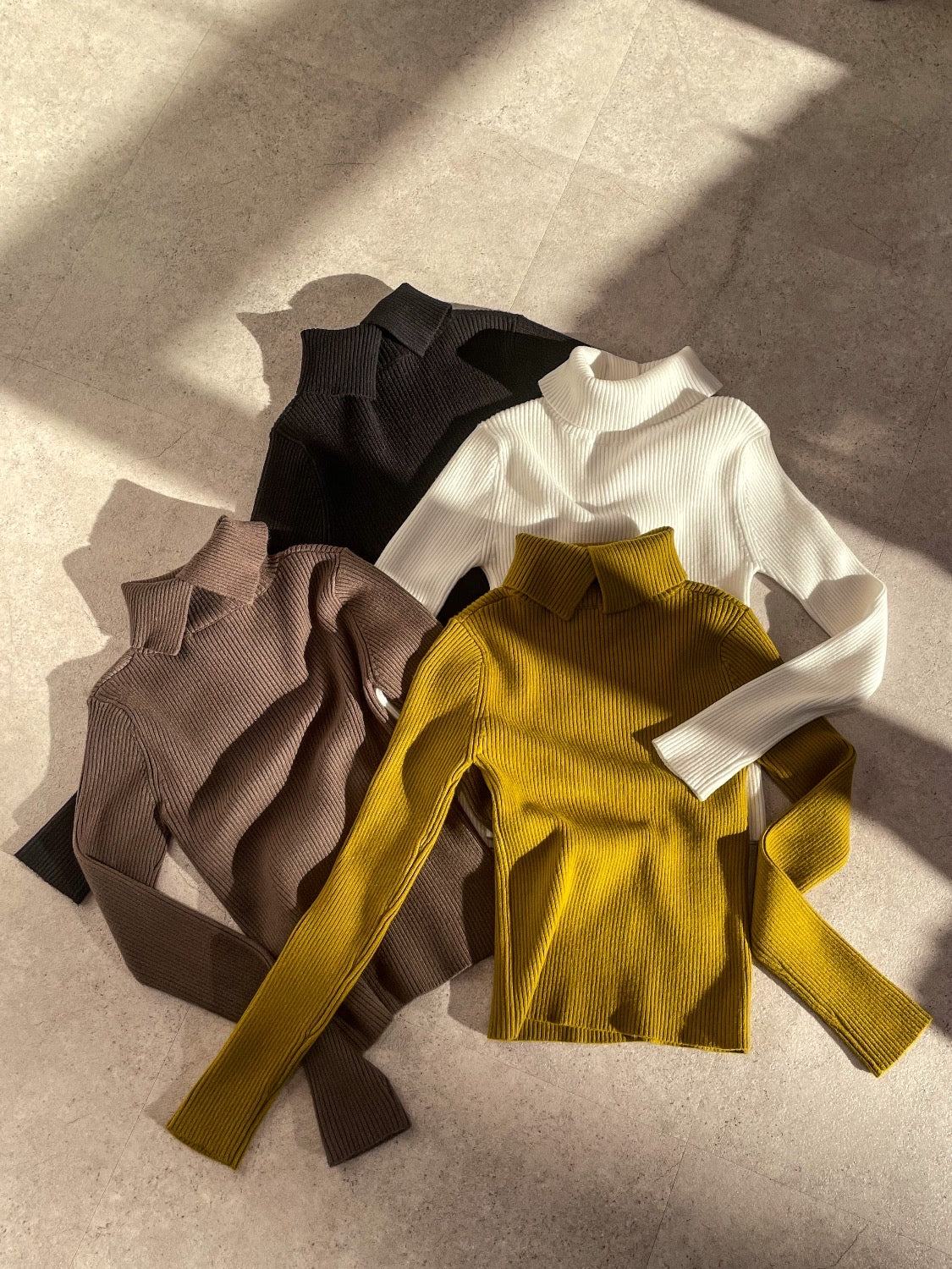 Slit Turtle Knit Top