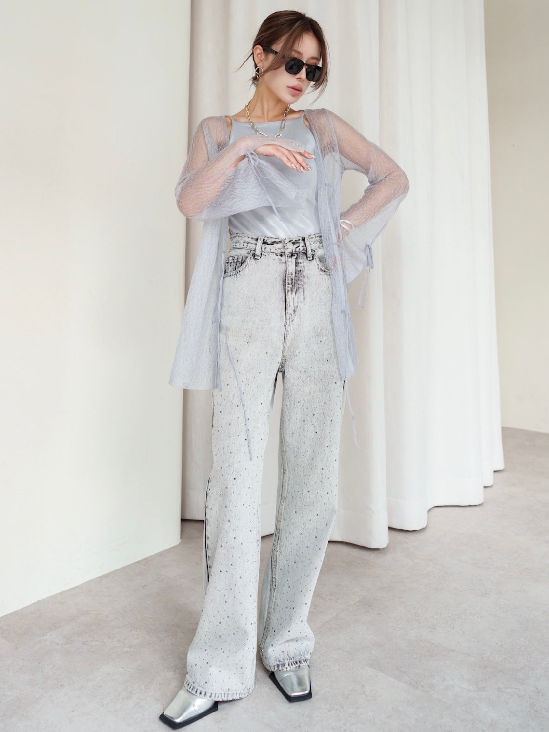 Point Ribbon Sheer Knit Gown