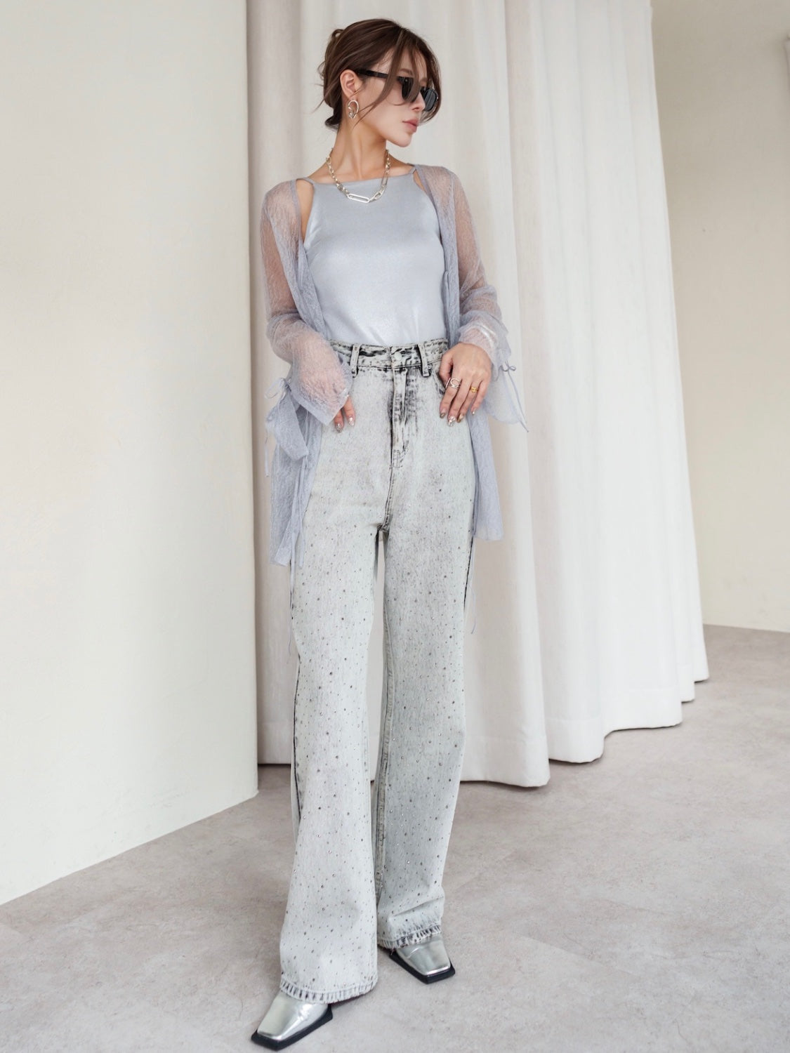 Point Ribbon Sheer Knit Gown