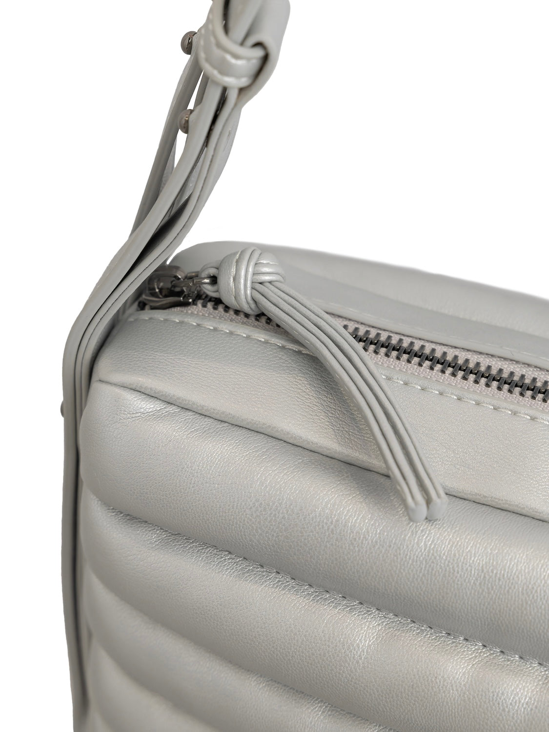 Quilted leather shoulder bag
