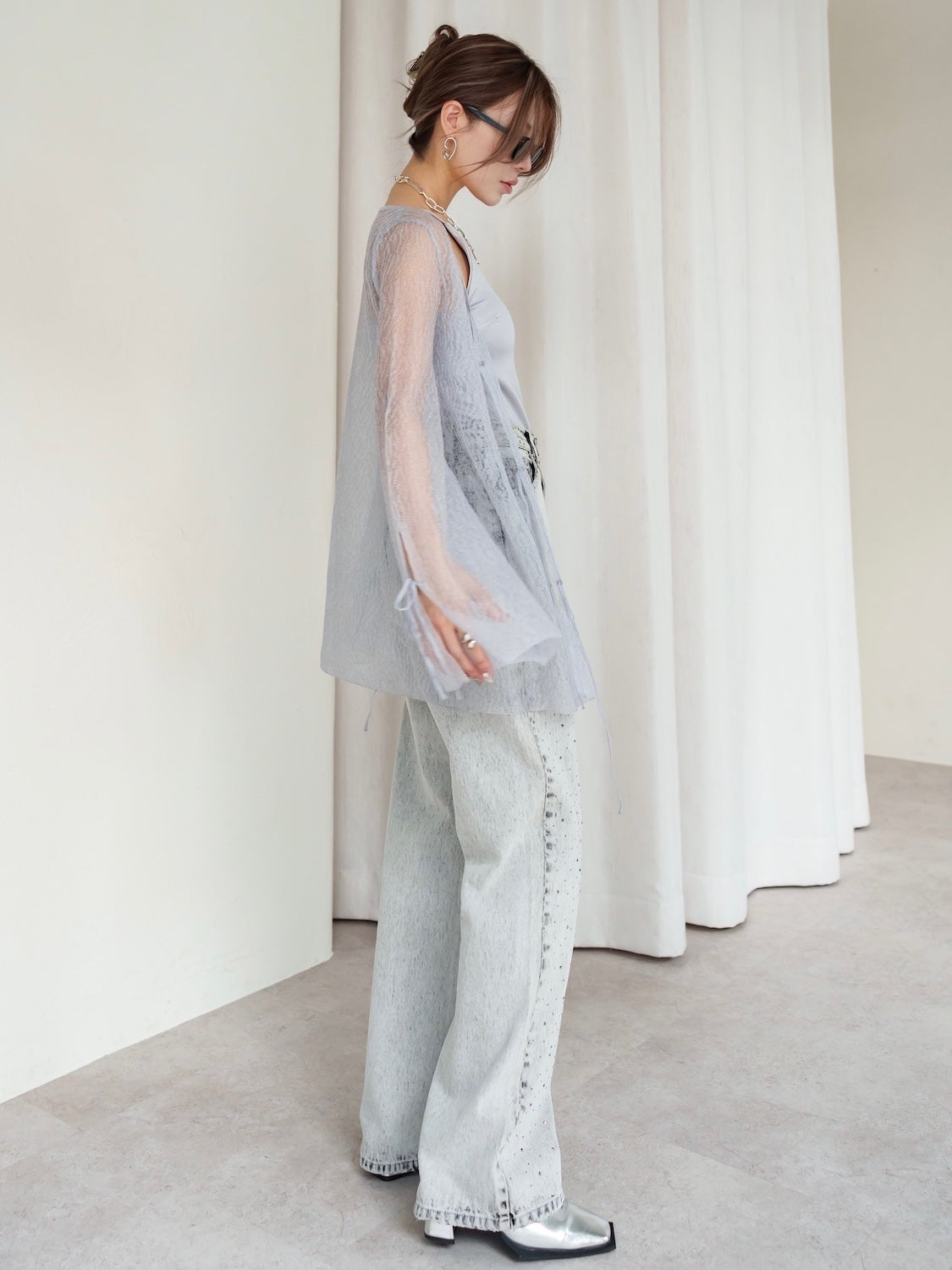 Point Ribbon Sheer Knit Gown