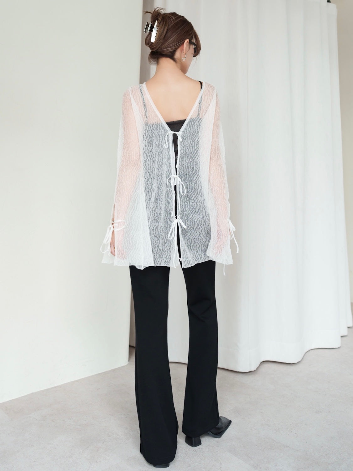 MODEL:159cm<br>COLOR:ホワイト
