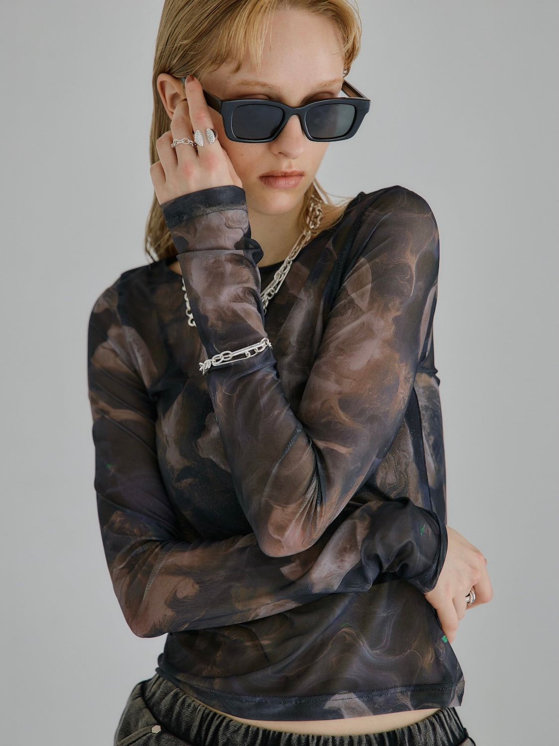 アートデザイン Sheer トップス