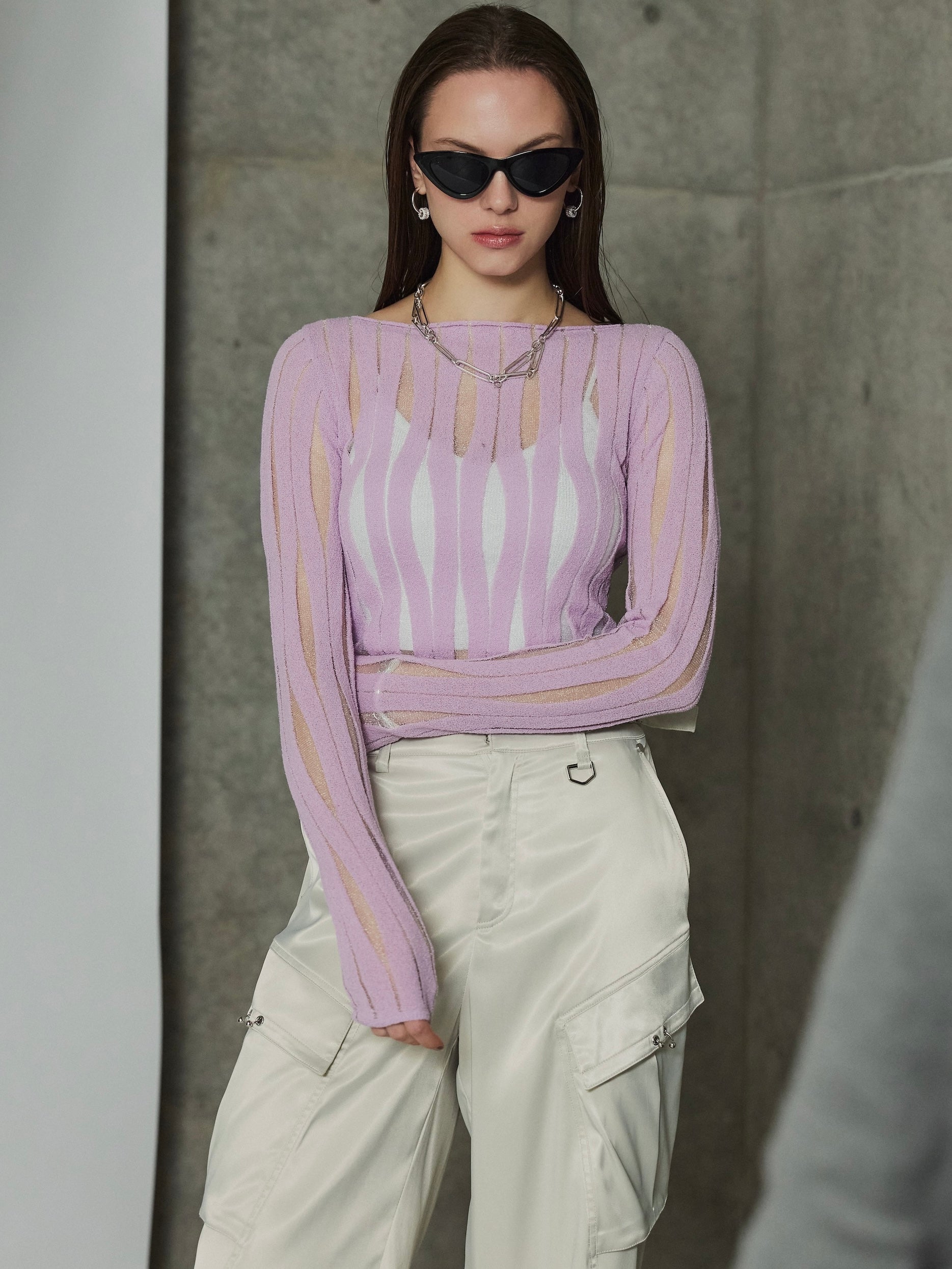 NUANCE ウェーブ シアーKNIT トップス