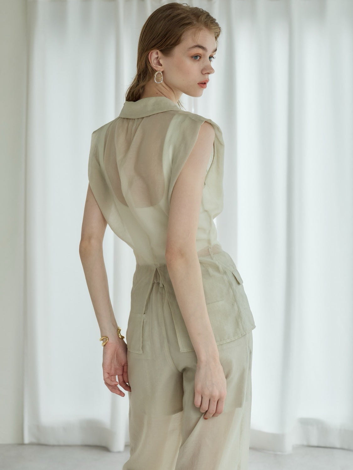 Sheer tuck shoulder vest