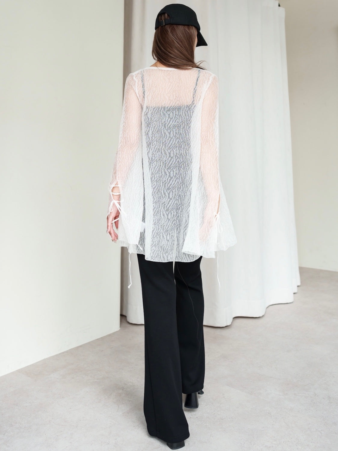 Point Ribbon Sheer Knit Gown